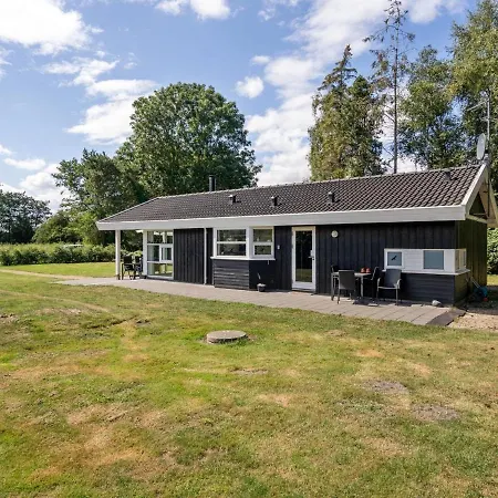 Holiday home Caia - 375m From The Sea In Funen By Interhome Tranekaer